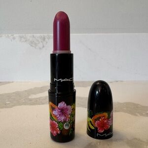 MAC Si, Si, Me! Satin Lipstick